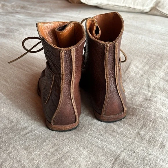 Cydwoq “Pocket” Leather Boots - Picture 6 of 13